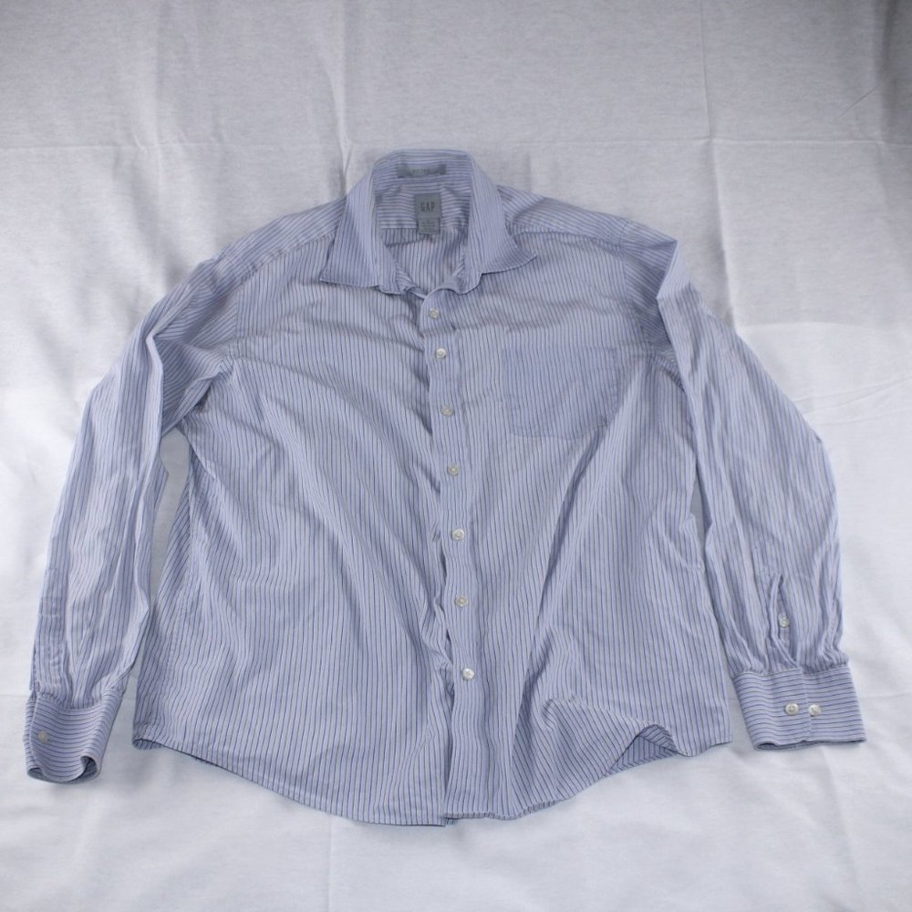 Gap mens fitted blue striped long sleeve button down shirt Sz. XL 17-17.5